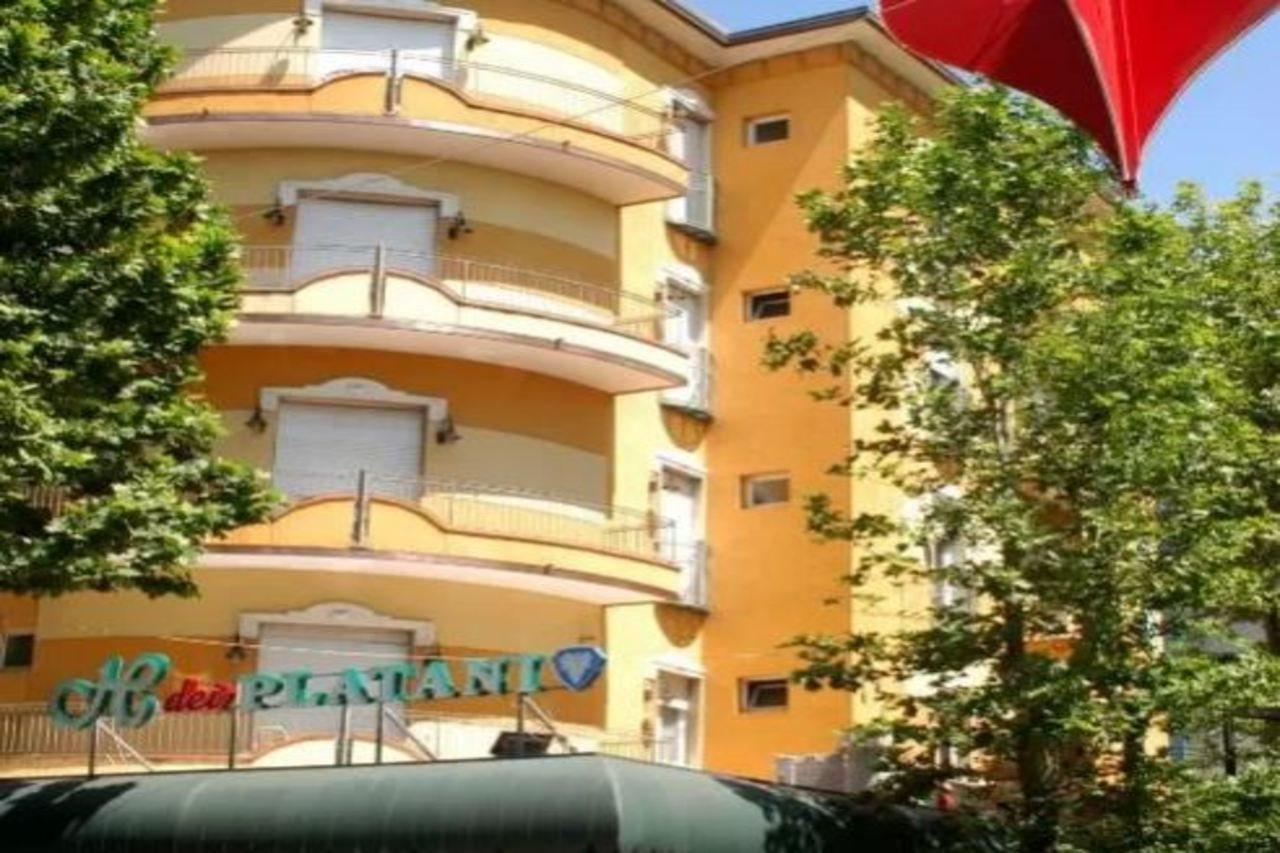 Hotel Dei Platani リミニ エクステリア 写真
