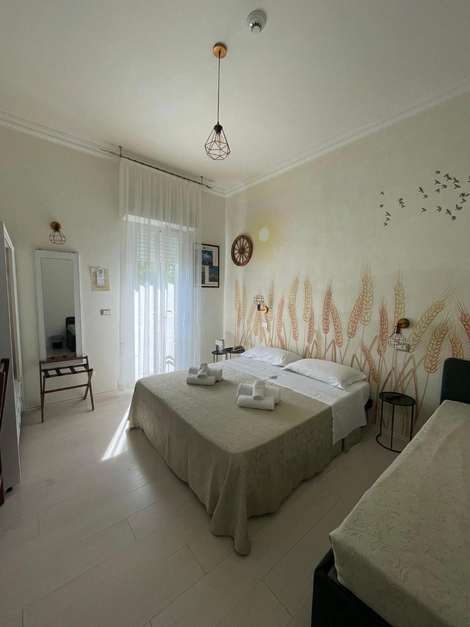 Hotel Dei Platani リミニ エクステリア 写真