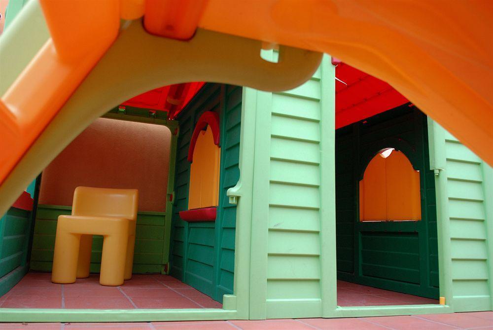 Hotel Dei Platani リミニ エクステリア 写真